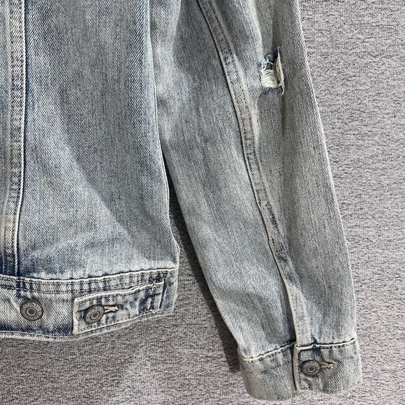 Old Navy Denim Jacket Women’s Medium Tall Distressed Light Wash Trucker Jean - Picture 9 of 13